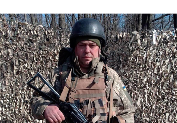 Тяжко поранений Олексій Приходько, почесний громадянин Чернігова. Він в реанімації лікарні «Феофанія». Втратив ліву ногу і пальці на лівій руці. Потрібні донори з третьою негативною групою крові Тяжко поранений Олексій Приходько, почесний громадянин Чернігова. Він в реанімації лікарні «Феофанія». Втратив ліву ногу і пальці на лівій руці. Потрібні донори з третьою негативною групою крові