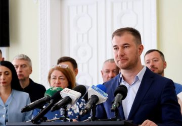 Зірвана сесія Чернігівради. Хто втручається в роботу міської ради та намагається дестабілізувати ситуацію? Зірвана сесія Чернігівради. Хто втручається в роботу міської ради та намагається дестабілізувати ситуацію?