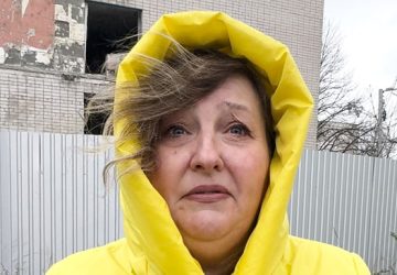 Ірина Большак з сином Богданом вилетіли з шостого поверху і вижили! Ірина Большак з сином Богданом вилетіли з шостого поверху і вижили!